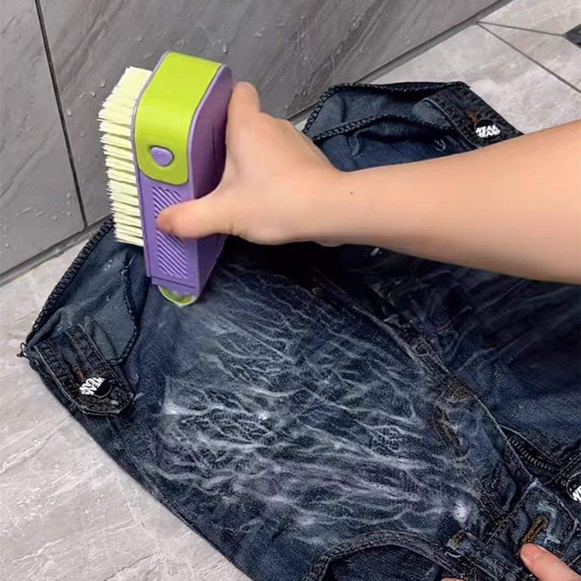 3-in-1 Soap Dispensing Cleaning Brush